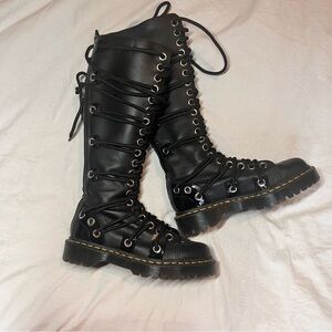 Women's Black Dr Martens Daria Lace-Up Boots